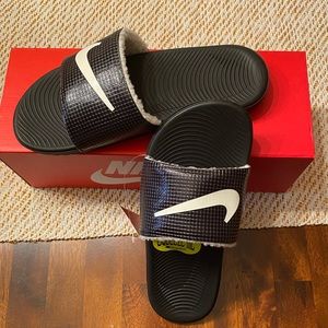 Nike slides